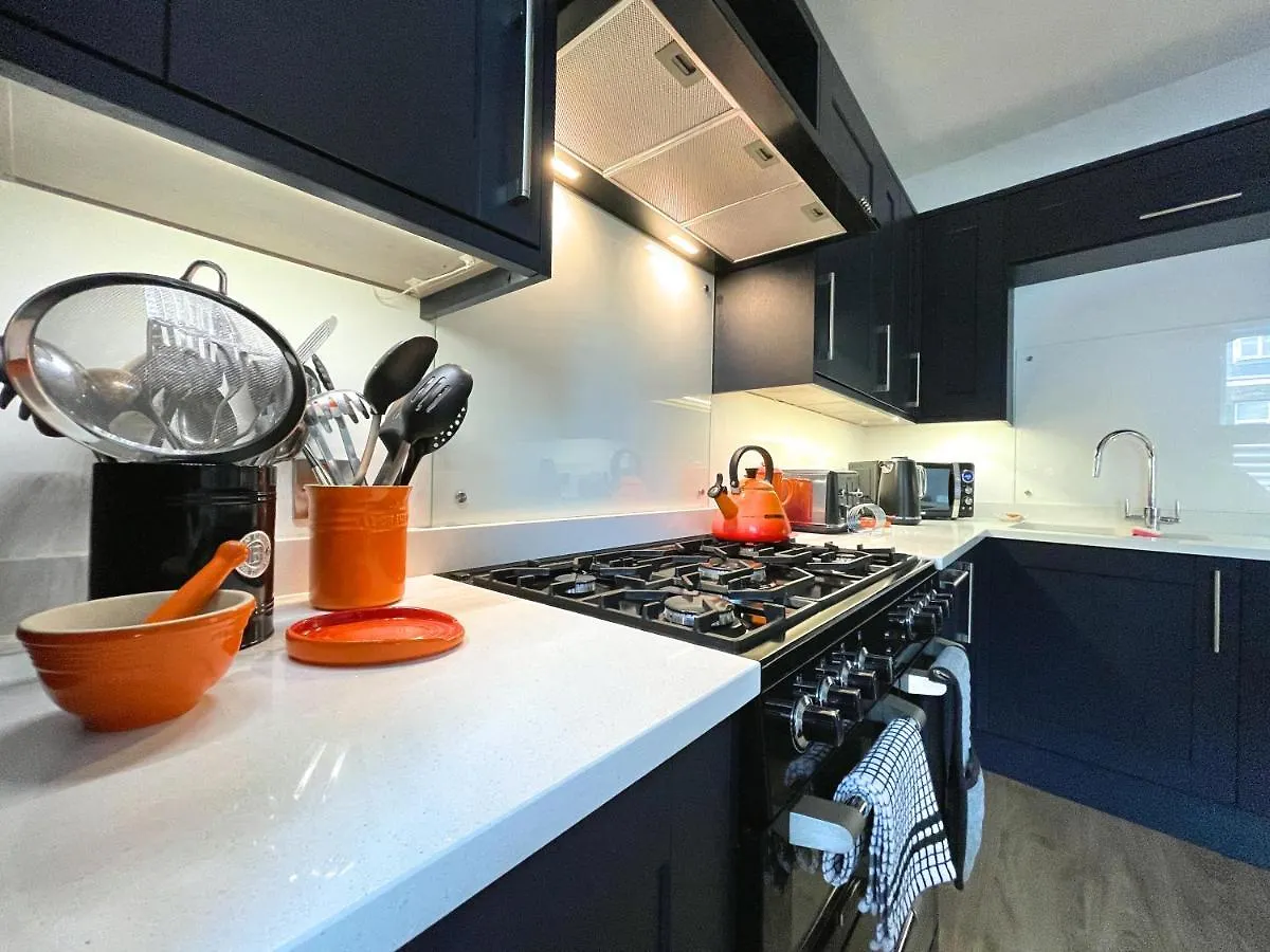Lovely Comfortable 3Br House With Parking Nether Edge 0*,