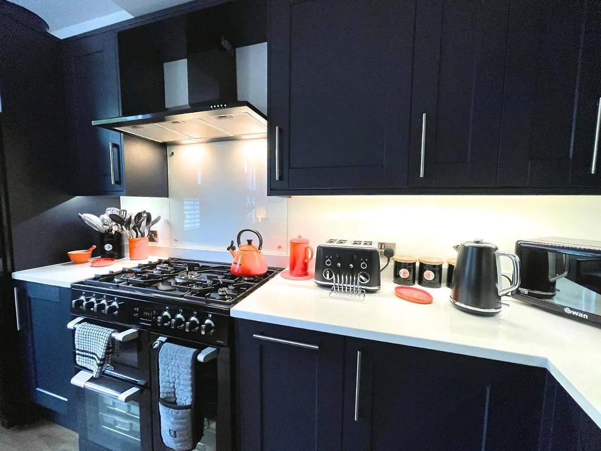 Lovely Comfortable 3Br House With Parking Nether Edge