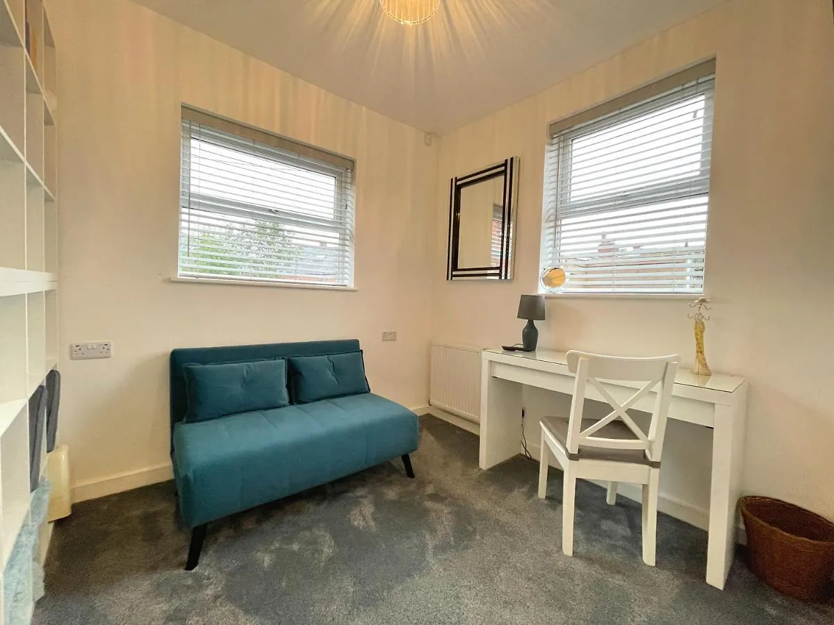 Lovely Comfortable 3Br House With Parking Nether Edge